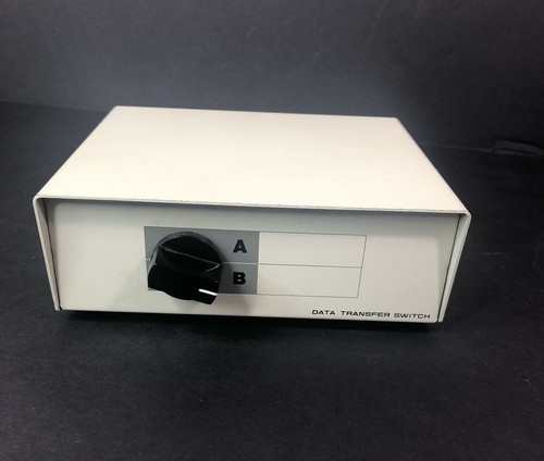 Vintage A B 2-Way Data Transfer Switch Box Multi Source Splitter Parallel 2 Way - 第 1/5 張圖片