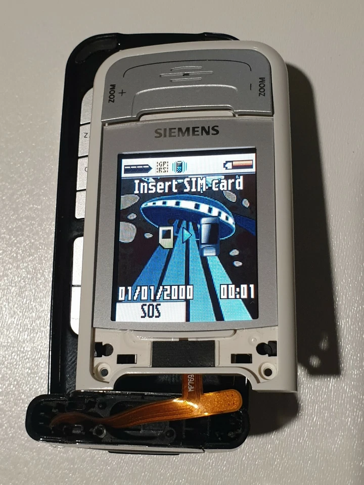 Pantalla LCD para teléfono móvil Siemens SF65. Carcasa Teclado Batería Cubierta Altavoz Usado Foto 3 de 4