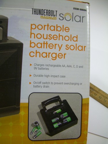 Thunderbolt Solar Portable Household Battery Charger for Rechargeable Batteries - Picture 5 of 7