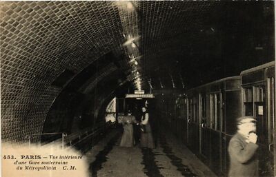 CPA PARIS Gare souterraine (574221)