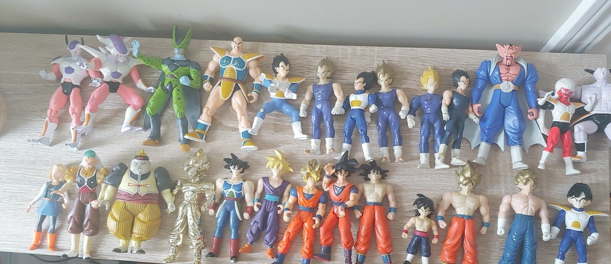 26 figure lot ULTIMATE VINTAGE Dragonball Z collection