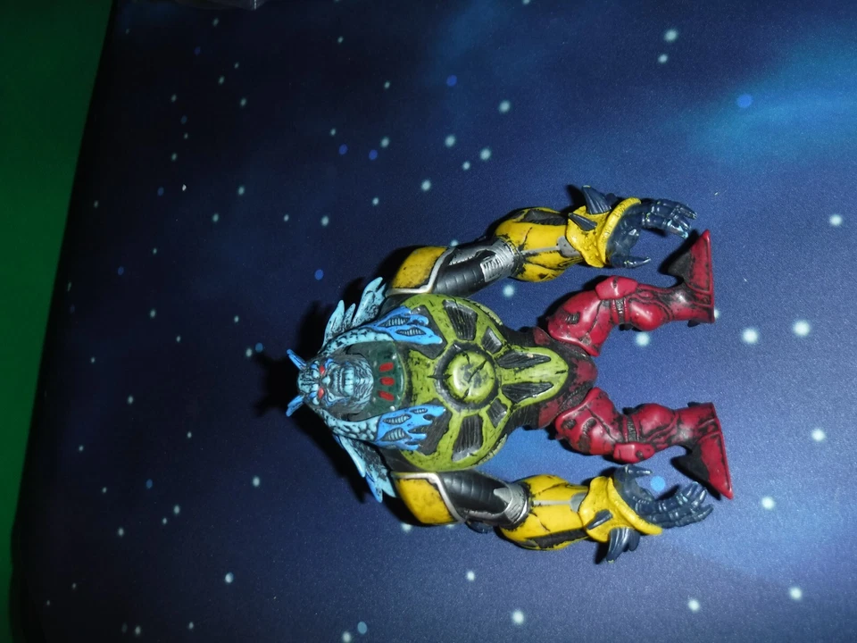 罕见超级外星人 Ben 10 蓝色恶魔红眼魔鬼机器人可动人偶 — 第 2/4 张图片