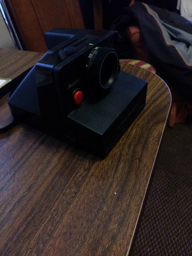 Vintage Polaroid SX-70 Pronto Instant Film Camera - Picture 9 of 9