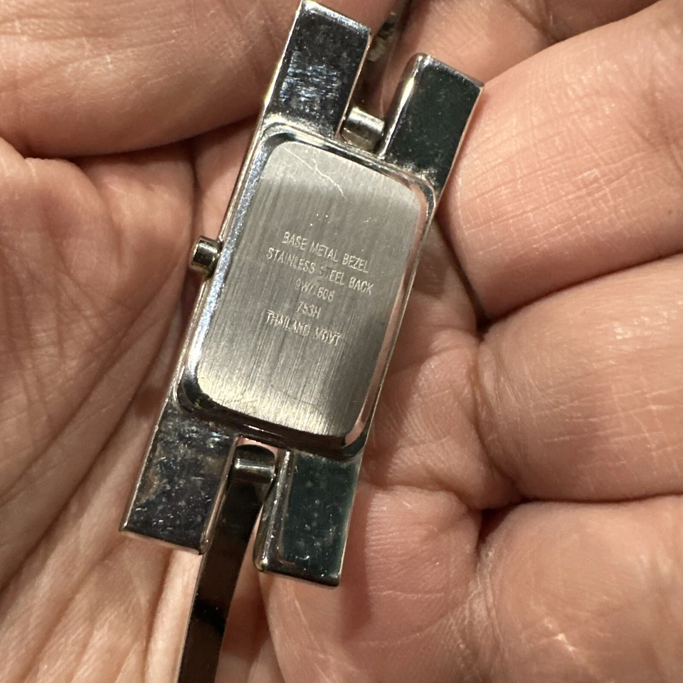 Running Nine West Silver Bracelet Ladies Watch With Light Pink Dial New Battery - Image 3 of 4