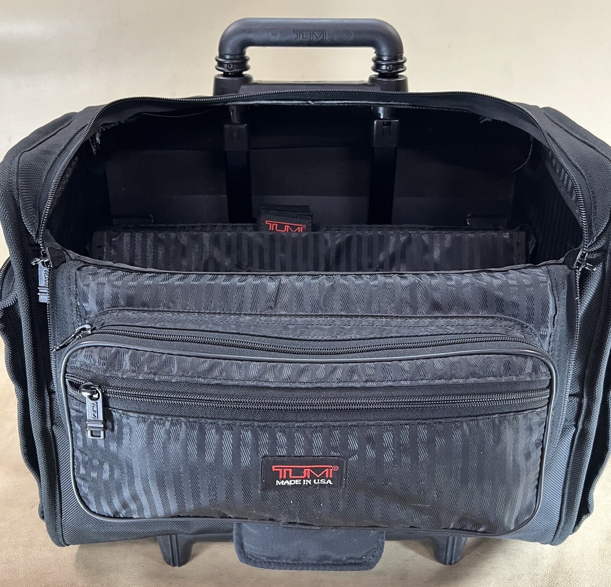 Preowned Tumi Made in USA Black 18” Wheeled Carry On Pilot  