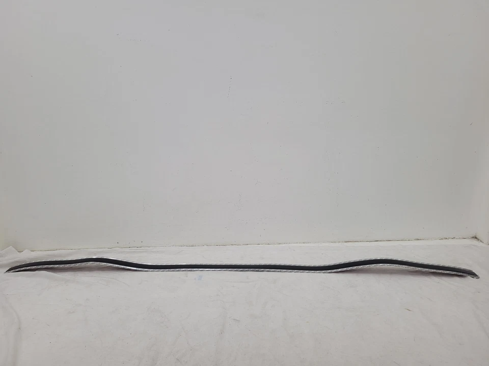 Door Moulding Front Right Fits Chevrolet V30 GMC V3500 Foto 2 de 3