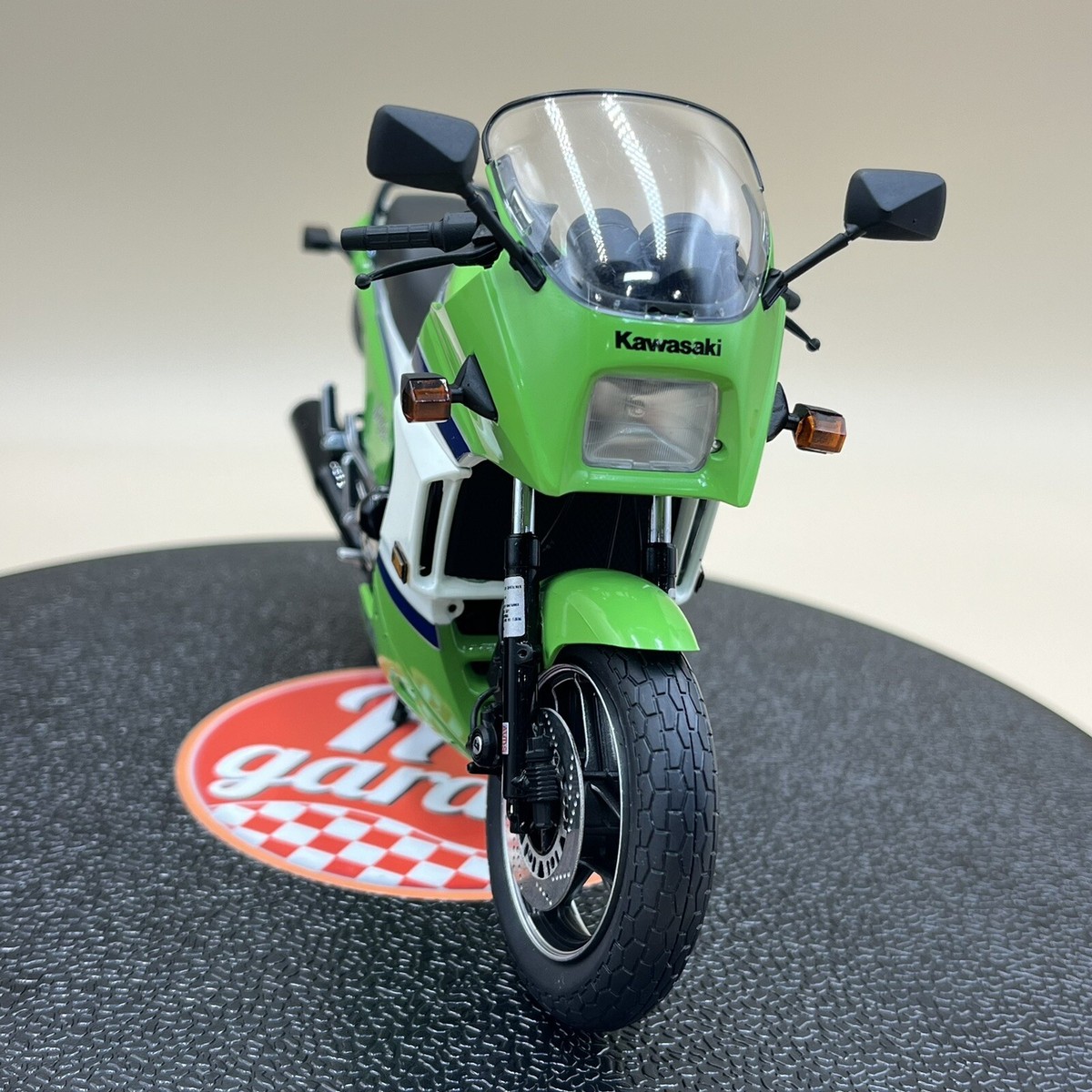 wit's 1/12 kawasaki GPz900R ライムグリーン（EP7. KAWASAKI