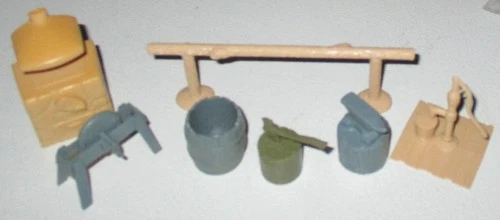 Marx 1970s Heritage Battle of the Alamo Outside Accessories Lot Five