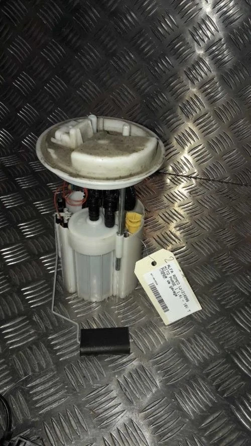 Pompe de gavage ALFA ROMEO MITO PHASE 1 51868771 - Photo 4/4