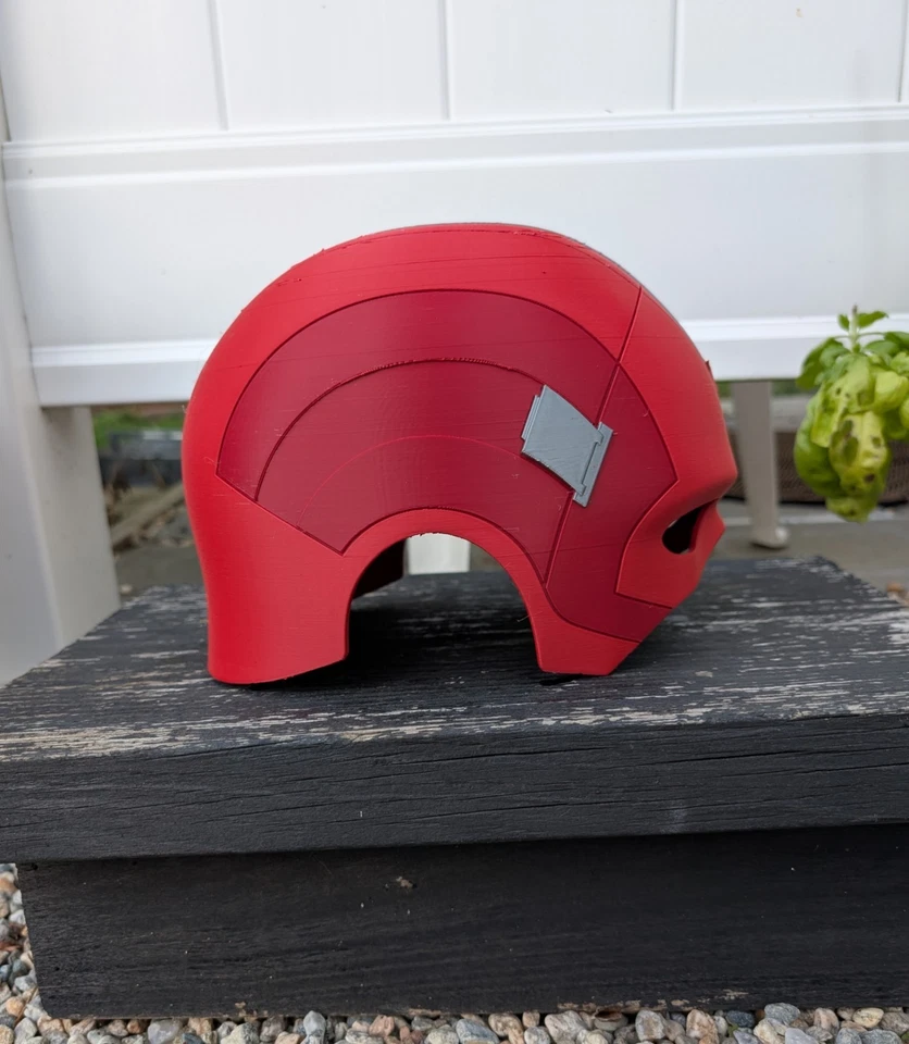Red Guardian Helmet - Image 3 of 4