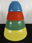 VTG Pyrex Primary Colors Nesting Mixing Bowl Set 404,403,402,401