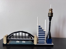 LEGO Architecture Sydney (21032) Missing 1 Piece