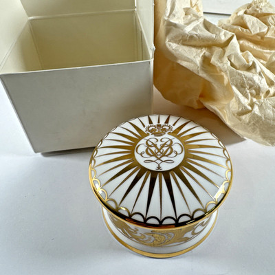 NOS in BOX 1999 WHITE DRAWING ROOM DESIGNS at BUCKINGHAM PALACE Trinket Box