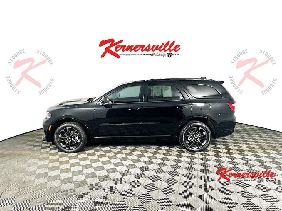 2025 Dodge Durango GT AWD 4dr SUV Sunroof Navigation Heated Seats - Image 4 of 4