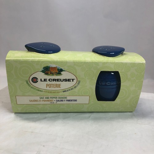 Le Creuset Poterie Salz und Pfefferstreuer Set blau NEU im Karton