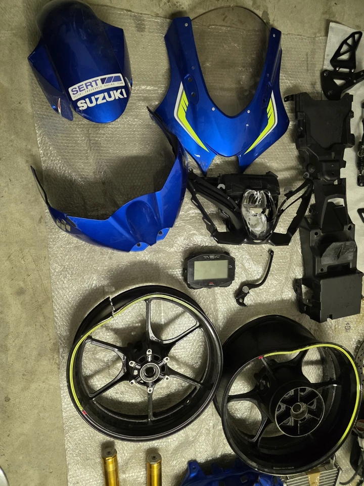 Suzuki Gsxr 1000 R 2017 2018 2019 2020 2021 2022 2023 Foto 4 de 4