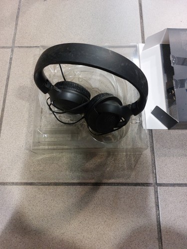 JBL TUNE 500 Cuffie On-Ear Cablate - Nero (JBLT500BLK) - Foto 3 di 4
