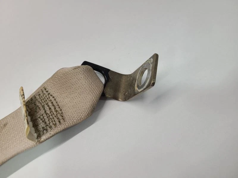 2006-2010 CHEVROLET IMPALA RIGHT RH REAR PASSENGER SEAT BELT RETRACTOR Foto 2 de 4