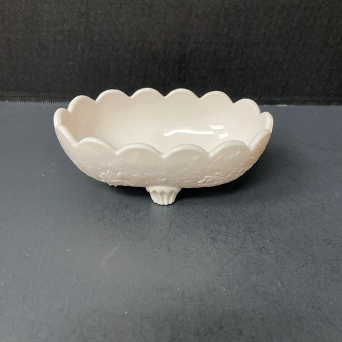 Jeanette Shell Pink Milk Glass Open Candy Dish 4 Toed Vintage