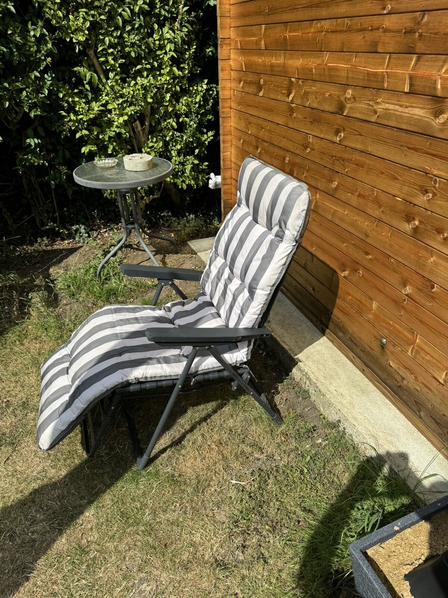 Colorado Garden Metal Sun Lounger Recliner Chair White Grey