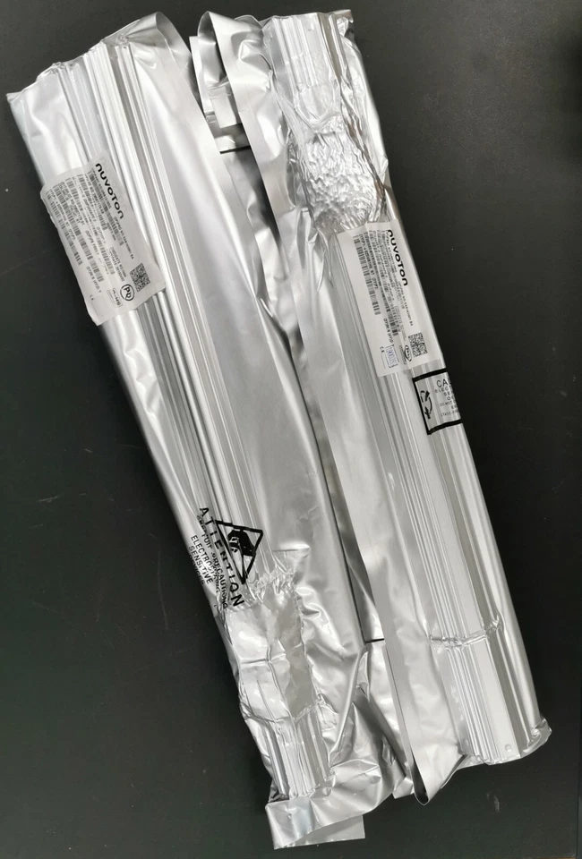 W681310SG x 100 pcs  Nuvoton Codec Single Channel SO20 - Image 3 of 3