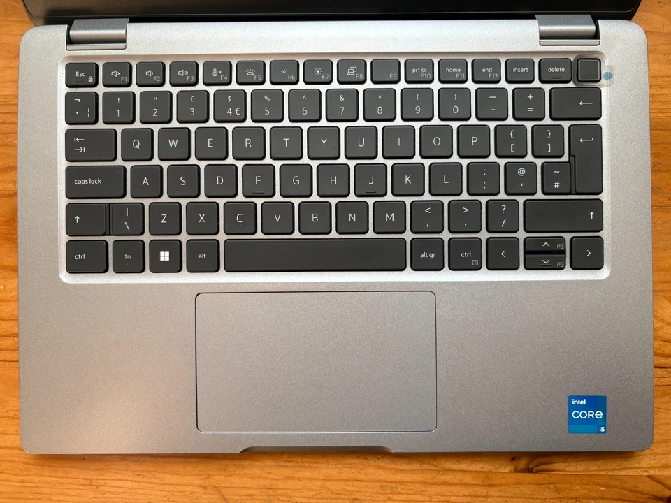 Dell Latitude 3340 · i5-1335U · 8GB · 238GB, photo 2 of 5