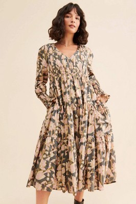 Anthropologie Let Me Be Floral Tiered Midi Dress Smocked Sleeve V-Neck sz XSP
