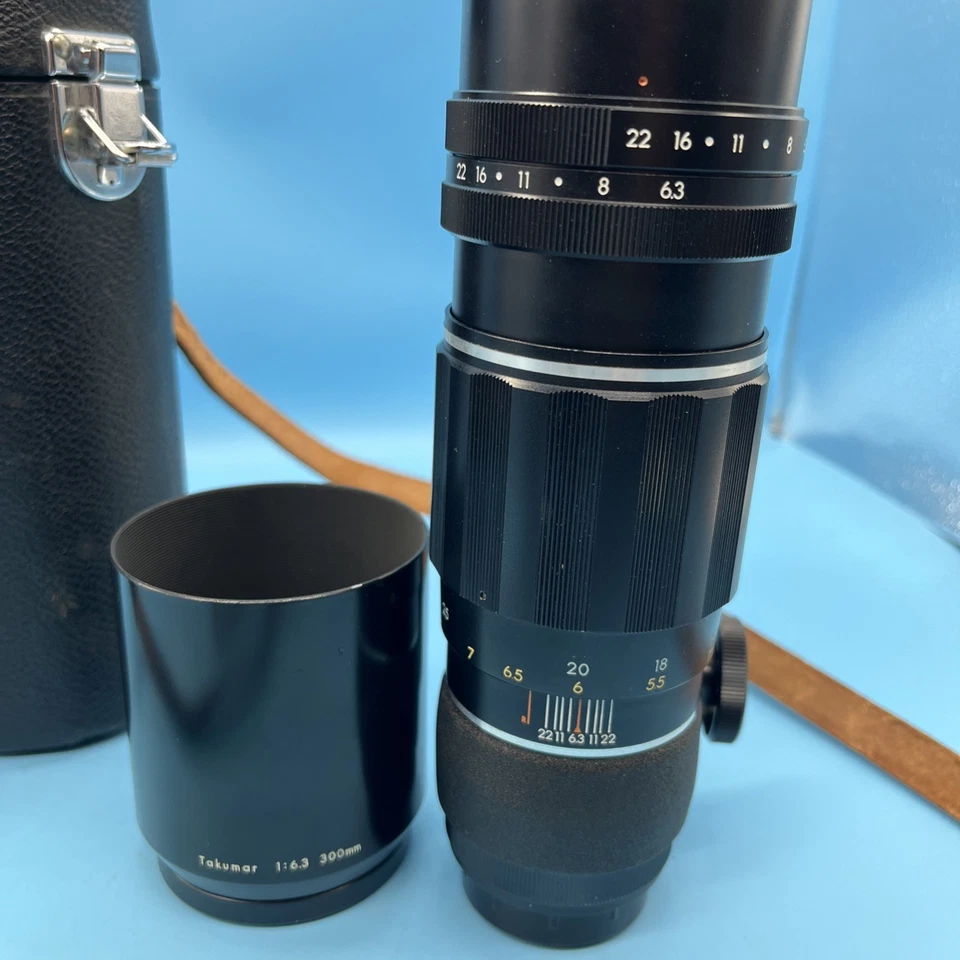 Asahi PENTAX Tele Takumar 300mm F/6.3 MF lens w/ Case Hood Tripod Collar JAPAN - Image 4 of 4