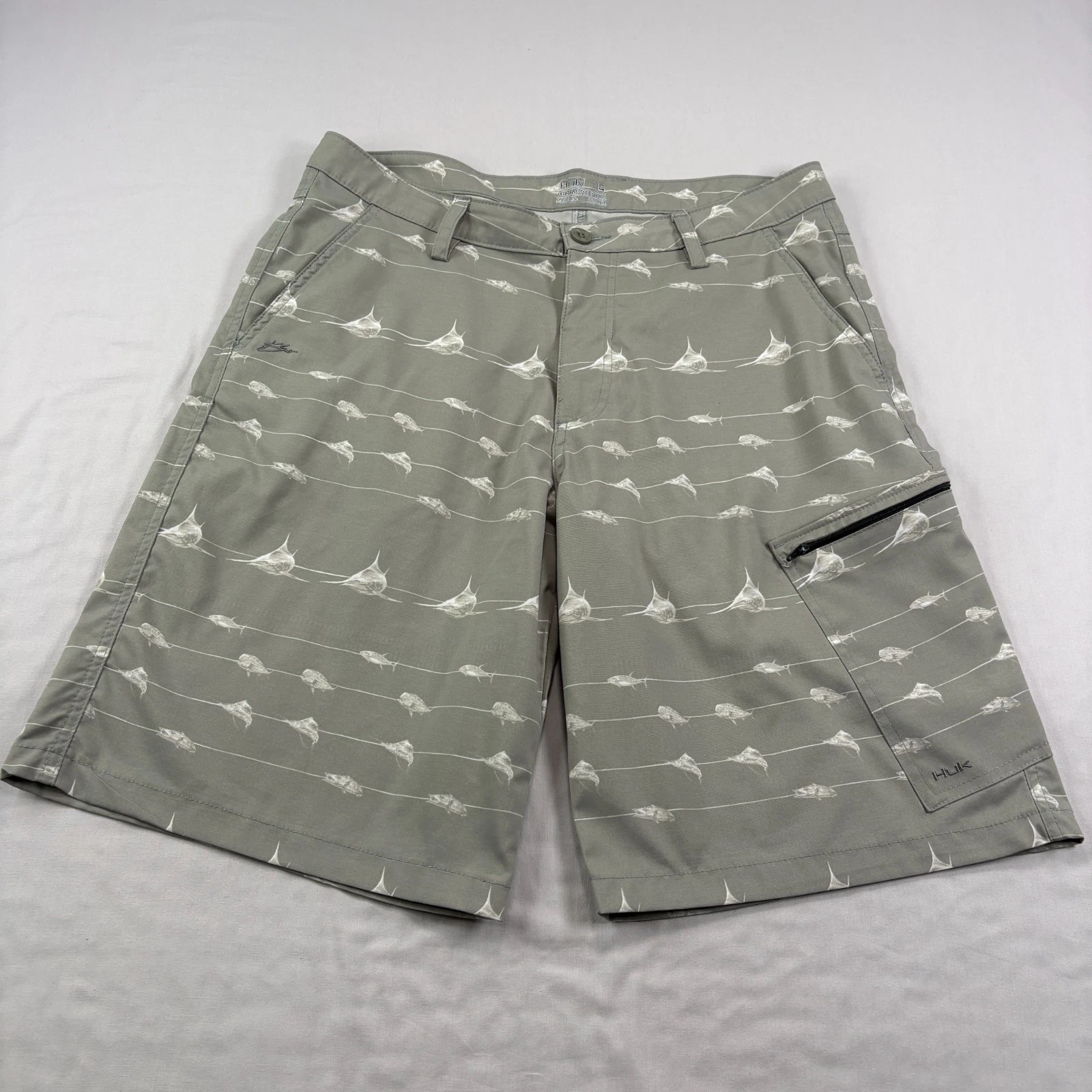 Huk Fishing Shorts Mens Size 34 Green Gray Performance Stretch Hybrid
