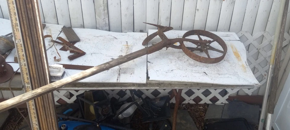  Antique  12" FORGED IRON FARM WHEEL & HOE On 5.5' Long Wood Bar 15" Handle - Image 2 of 4