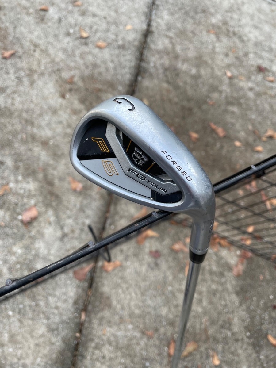 Wilson Staff FG Tour F5 Forged 7 Iron Regular Steel Shaft Wilson Staff Grip Wilson Staff FG Tour F5 Forged 7 Iron Regular Steel Shaft Wilson Staff Grip
