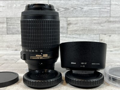 Nikon Nikkor AF-S 55-200mm f4-5.6 G ED DX VR IF Lens AFS W/Sunpak Lense & Covers