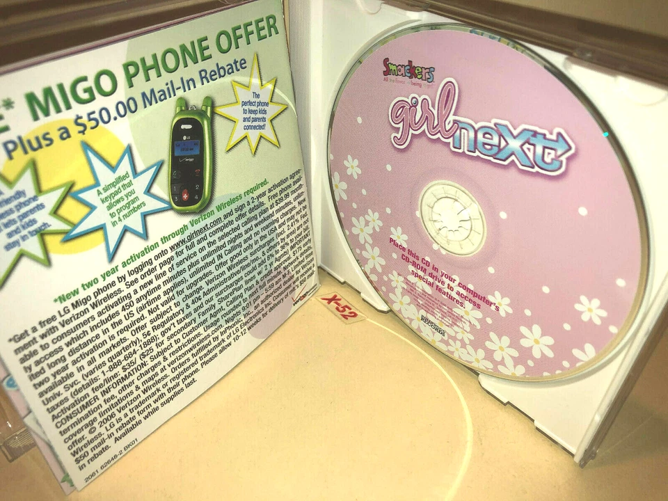 Miley Cyrus Kelly Clarkson CD Aly AJ Hayden Panettiere Vanessa Hudgens Veronicas Foto 2 de 4