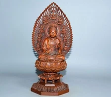 China Vintage Boxwood Carved Exquisite Kwan-yin Statue Wooden Sculpture Decor