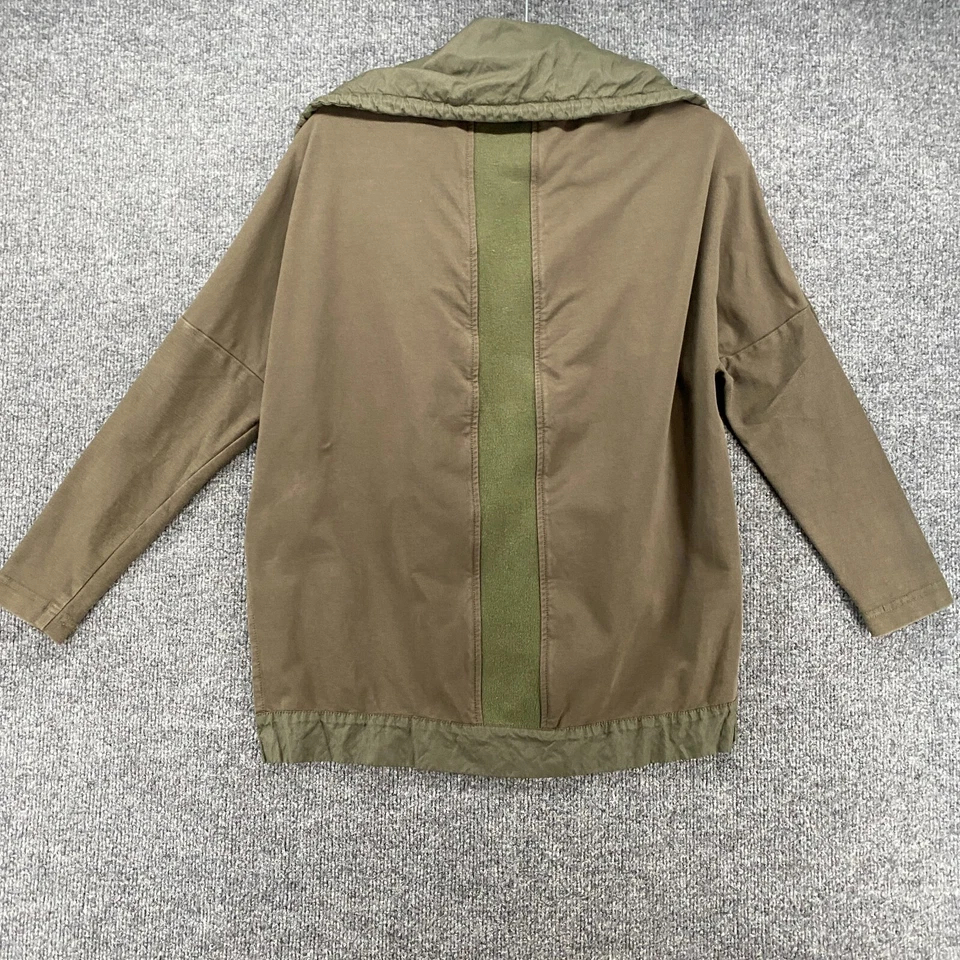 Chaqueta Stella Carakasi Mujer S/M Verde Cremallera Completa Alta Baja Damas Clásica Minimalista Foto 3 de 4