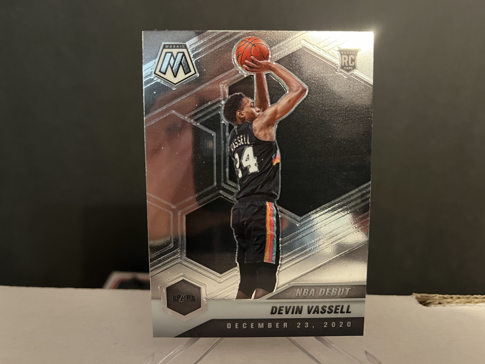 2020-21 NBA Panini Mosaic Basketball Devin Vassell #278 Base Debut Rookie Card