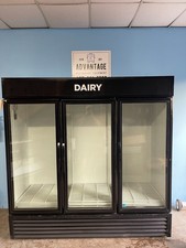 True GDM-72-HC Three Door Glass Cooler - 6092