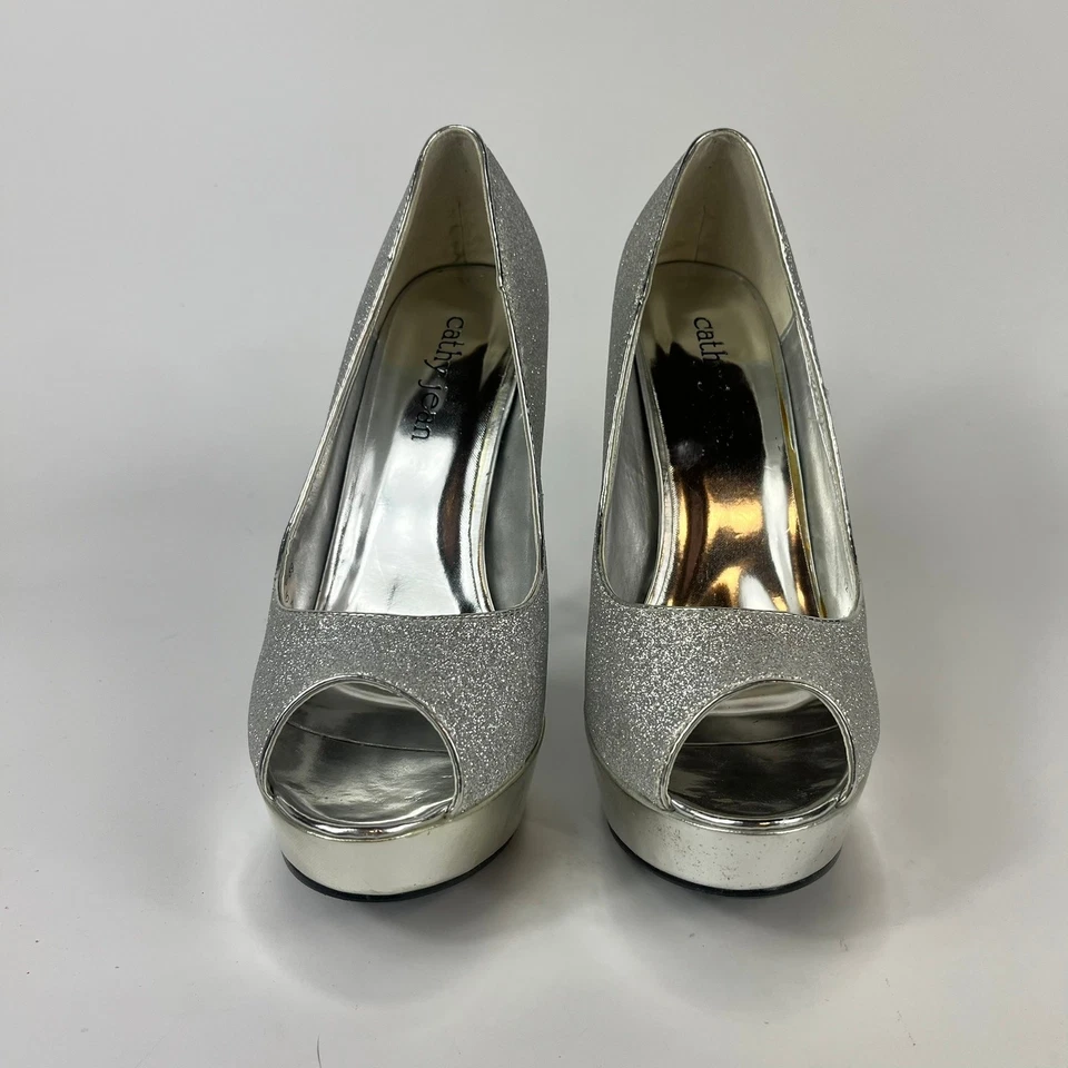 Zapatos de tacón alto Cathy Jean para mujer talla 6,5 plataforma plateada brillo formal aguja Foto 2 de 4