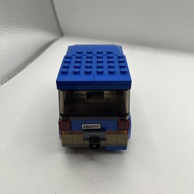 LEGO 60117 - Town: City: Recreation - Van & Caravan - 2016 Partial Build