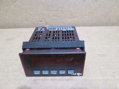 Red Lion Model PAXP  PROCESS INPUT PANEL METER