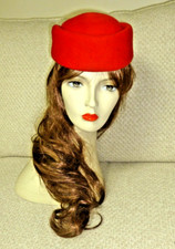 RED HAT by Capo Design Couture Made Austria Pure Wool Size Medium 21.5" Circumf.