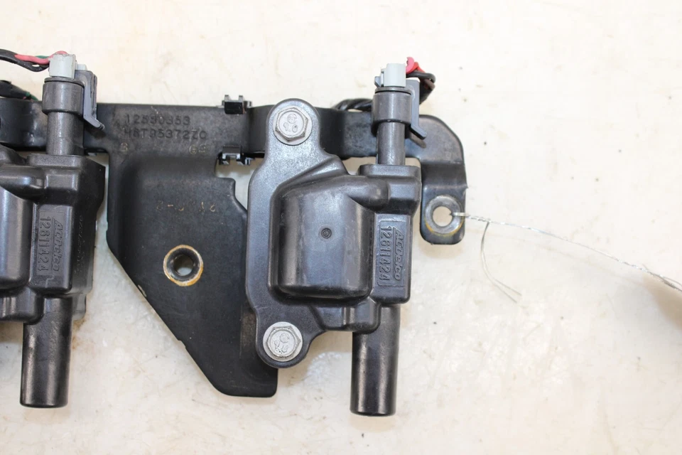 2005-2013 Chevrolet Corvette Left Coil Pack OEM IU51 - Image 2 of 4