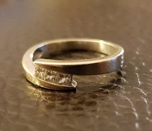 ernest jones engagement rings white gold