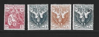 ITALIEN 1915/23 4 komplette Sätze ungebraucht / MLH