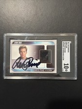 2017 Rittenhouse Star Trek Beyond Chris Pine Autograph Costume Material SGC 10