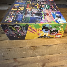 LEGO New unopened!! The Joker Manor (70922), Batman Movie, 3444 Pieces