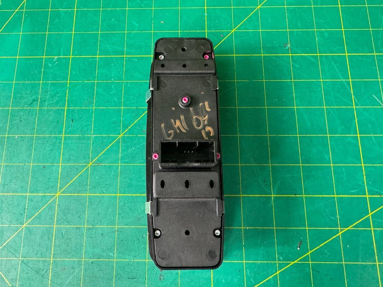 14-17 MASERATI GHIBLI FRONT LEFT WINDOW DOOR LOCK MASTER SWITCH 670025406 OEM