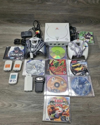 Sega Dreamcast Console Bundle Controllers 4 Memory Cards GameShark VMUs TESTED