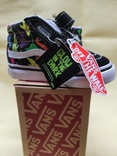 Vans glow in the dark off the wall shoe for toddlers