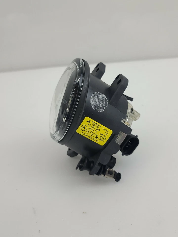 Faro antiniebla delantero derecho pasajero mercedes-benz clase a oem w176 a0998200256 Foto 4 de 4